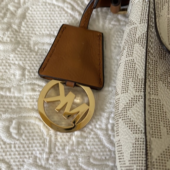 MICHAEL KORS Leather MK Monogram on canvas Crossbody Shoulder bag - Picture 3 of 10